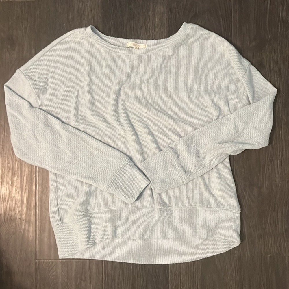 Z SUPPLY light blue long sleeve cozy top. Size Medium.
